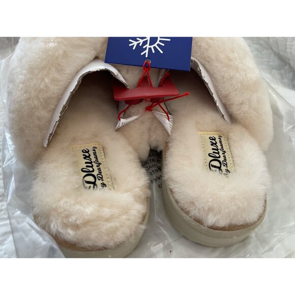 Dluxe by Dearfoam Cream Genuine Shearling Criss Cross Top Slide On Slippers - Picture 9 of 12